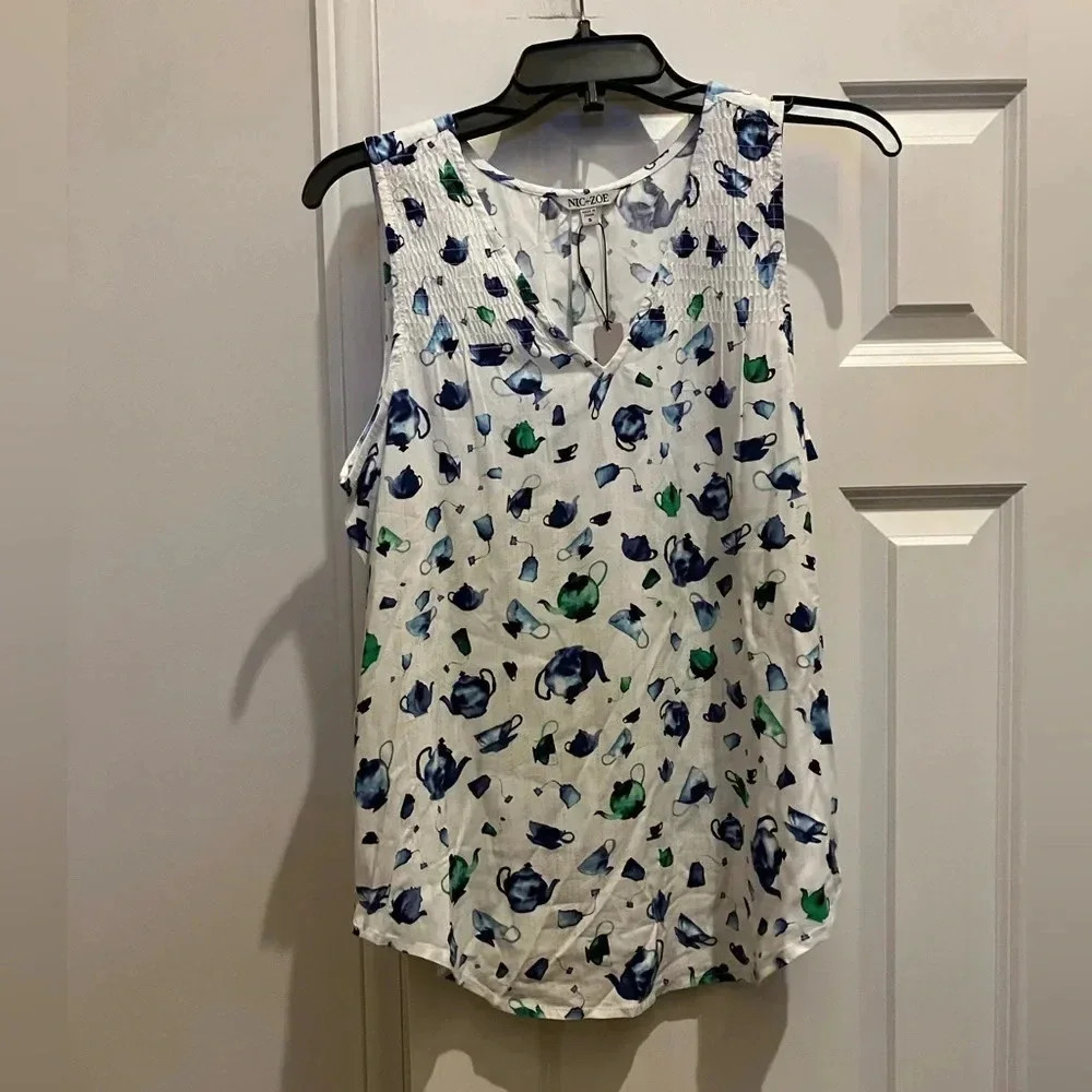 Nic+Zoe Garden Party Tea and Teapot Sleeveless Tank Top - Picture 4 of 7